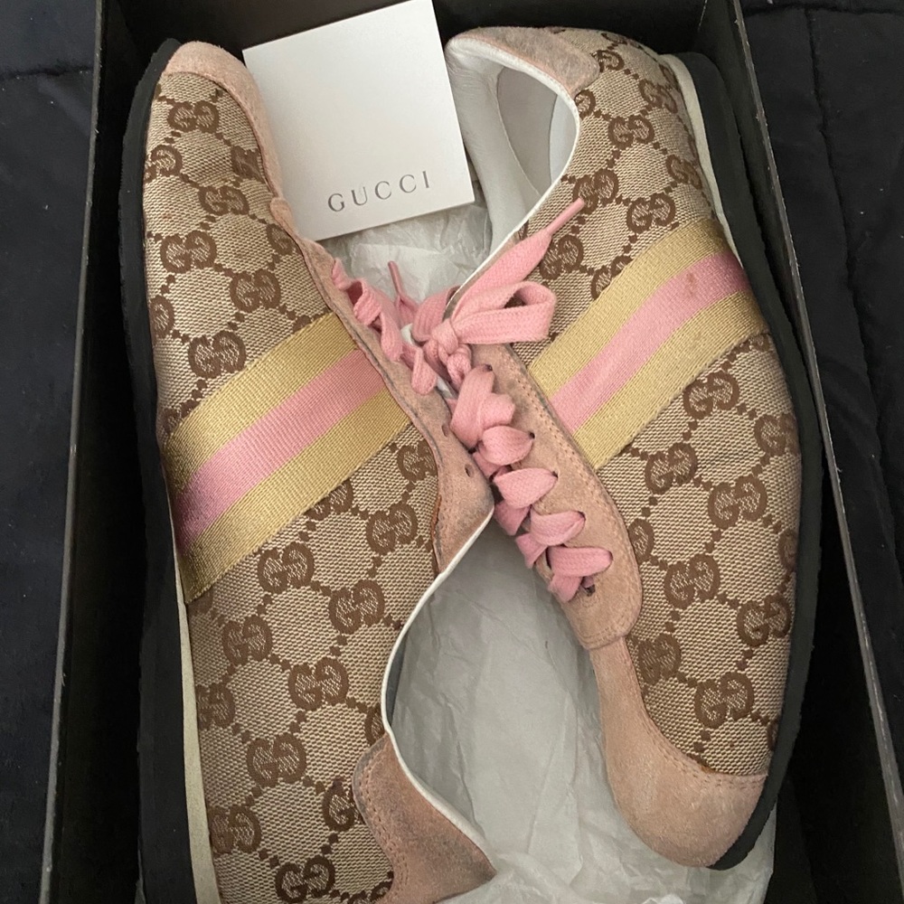 Vintage Gucci Women’s Sneaker • Sz 8.5